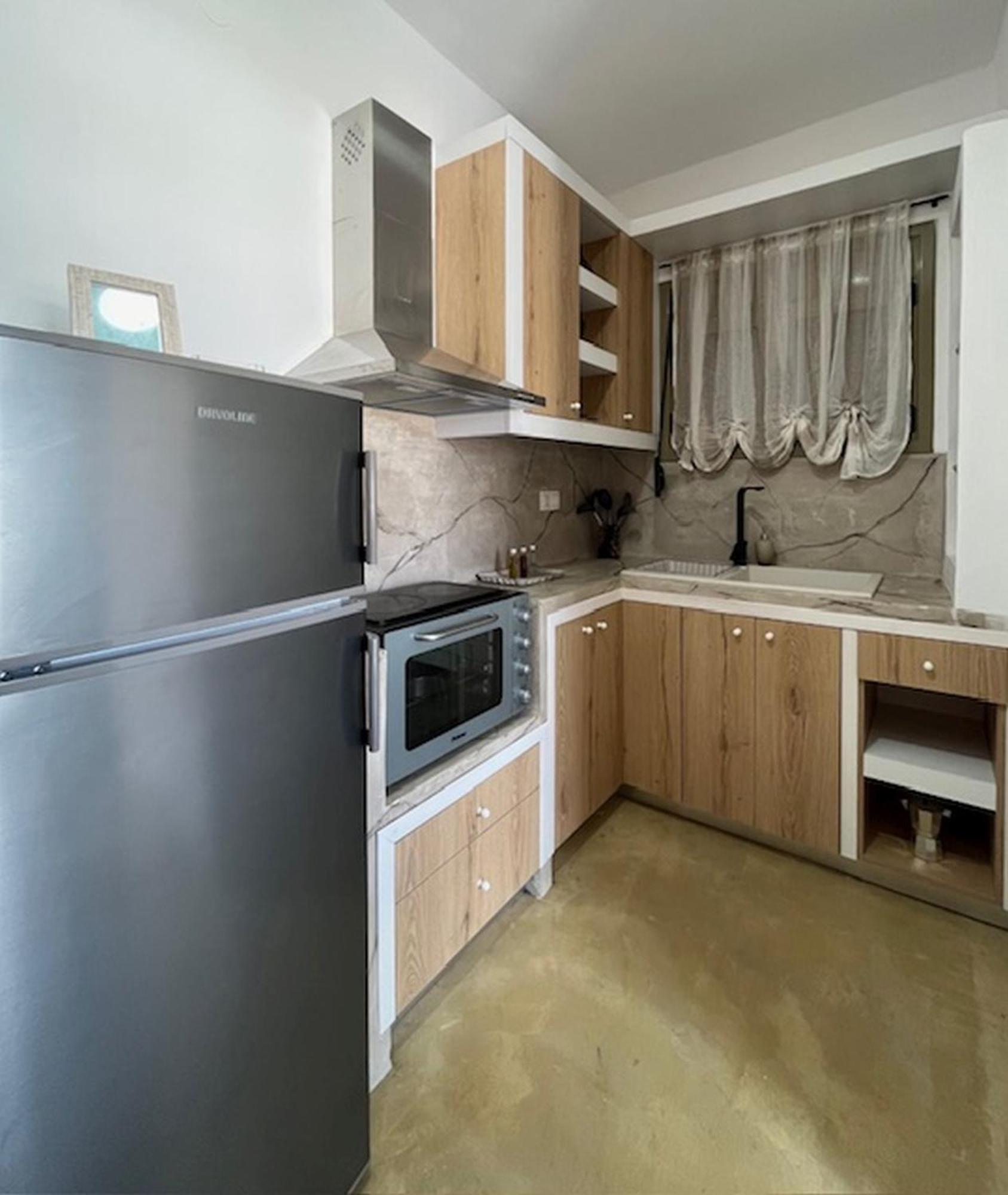 Sonia'S Luxury Apartment With Jacuzzi กามิลารี ภายนอก รูปภาพ